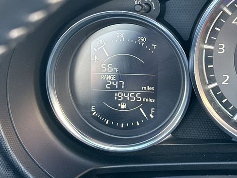 Used 2022 MAZDA MX-5 Miata Sport image 39