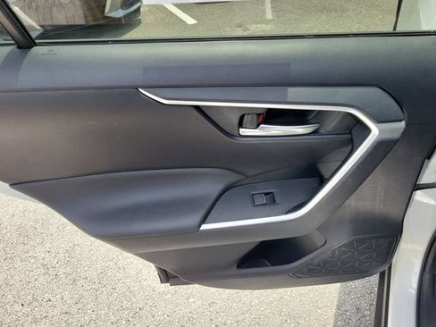 Used 2024 Toyota RAV4 XLE FWD image 11