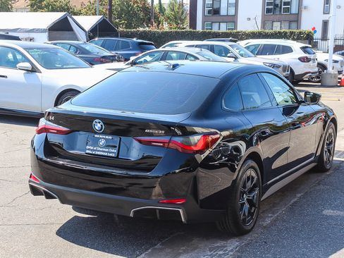 Used 2023 BMW i4 eDrive35 w/ Premium Package RWD image 5