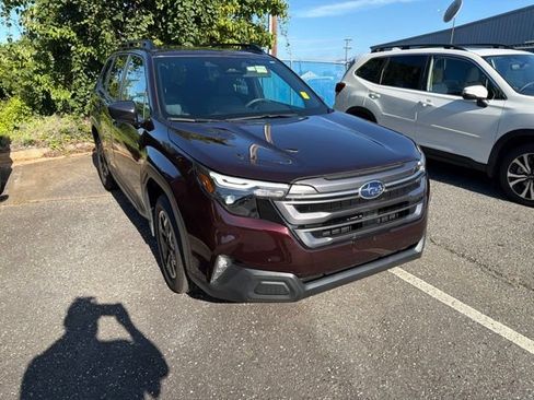 Certified 2026 Subaru Forester Premium w/ Premium/Limited Package AWD/4WD image 3