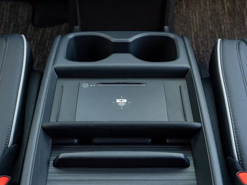 New 2026 Honda Odyssey Touring image 22