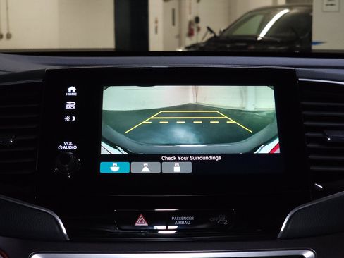 Used 2021 Honda Passport Sport image 29