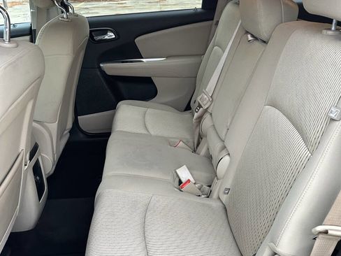 Used 2016 Dodge Journey SXT w/ Comfort/Convenience Group image 11