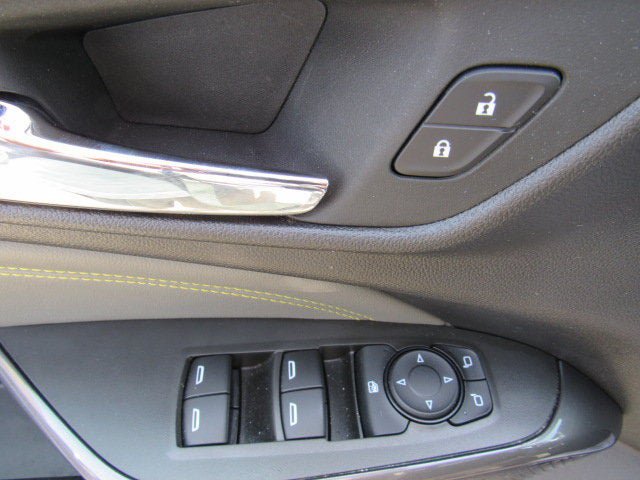 Used 2024 Chevrolet Trax ACTIV w/ Sunroof Package FWD image 9