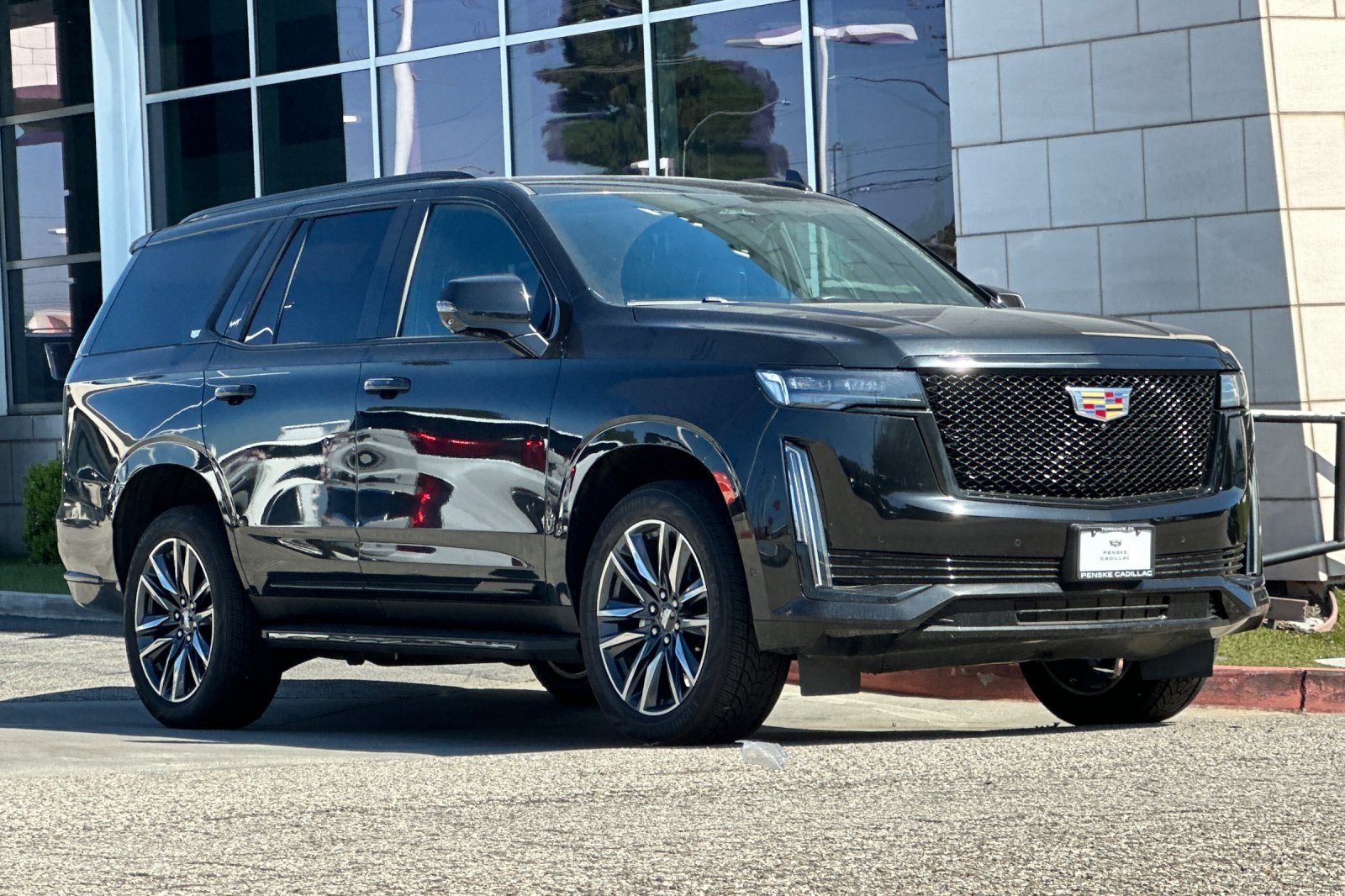 Used 2023 Cadillac Escalade Sport AWD/4WD image 2