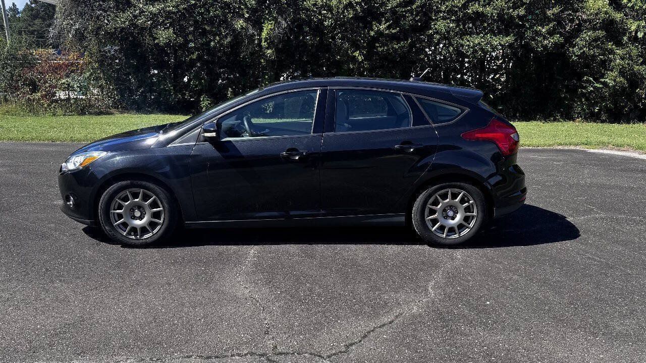 Used 2014 Ford Focus SE FWD image 5