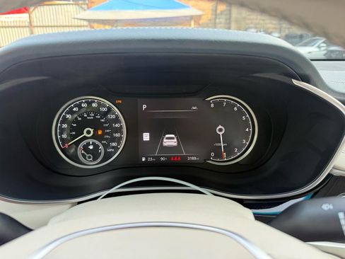 Used 2026 Genesis G70 2.5T Prestige RWD image 9