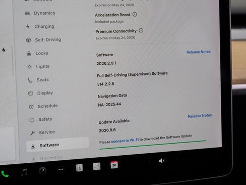 Used 2023 Tesla Model Y Long Range AWD/4WD image 27