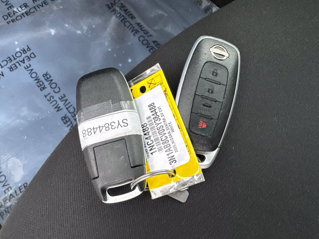 Used 2025 Nissan Sentra SV FWD image 9