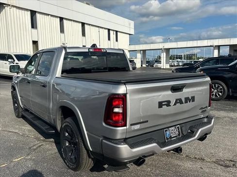 Used 2025 RAM 1500 Big Horn AWD/4WD image 8