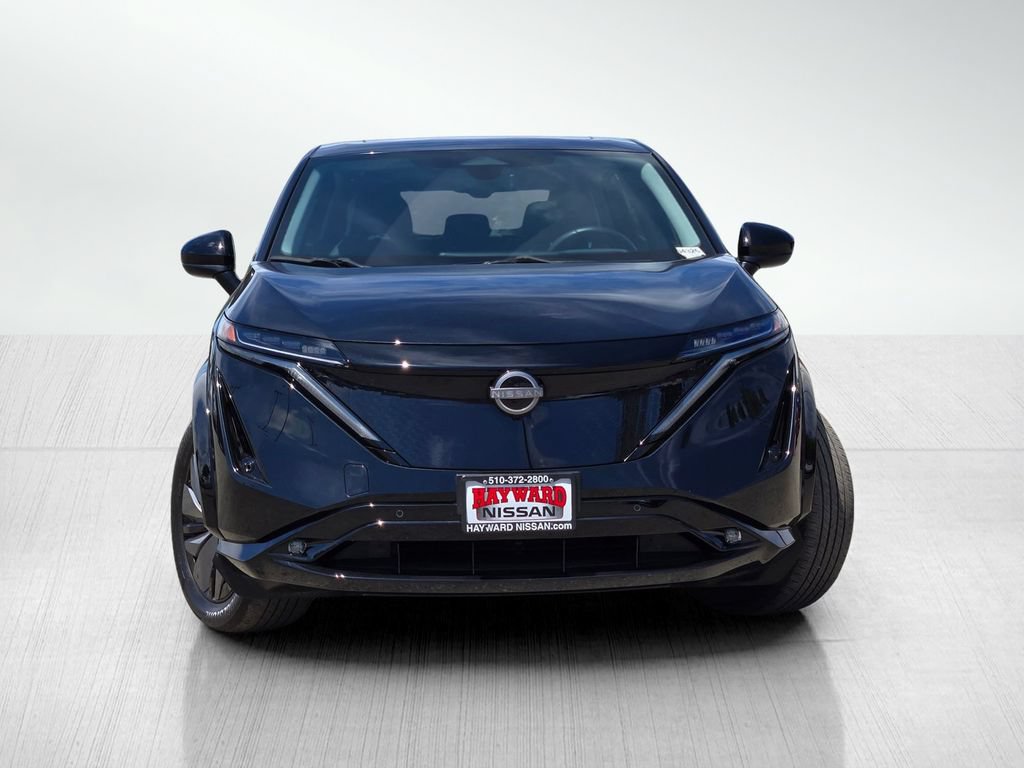 Used 2024 Nissan Ariya AWD image 3