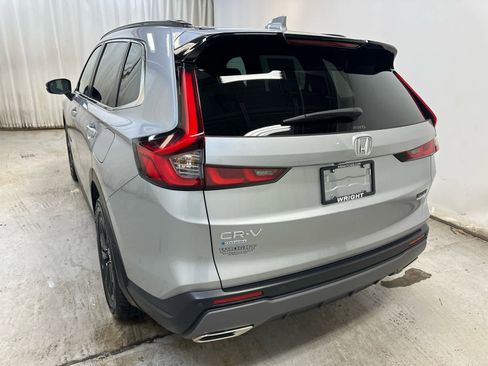 Used 2023 Honda CR-V Sport Touring image 2