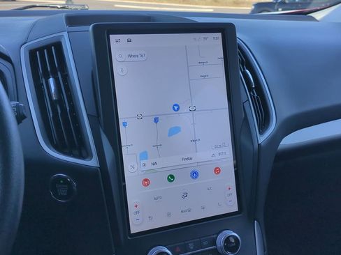 Used 2023 Ford Edge SEL w/ Convenience Package image 14