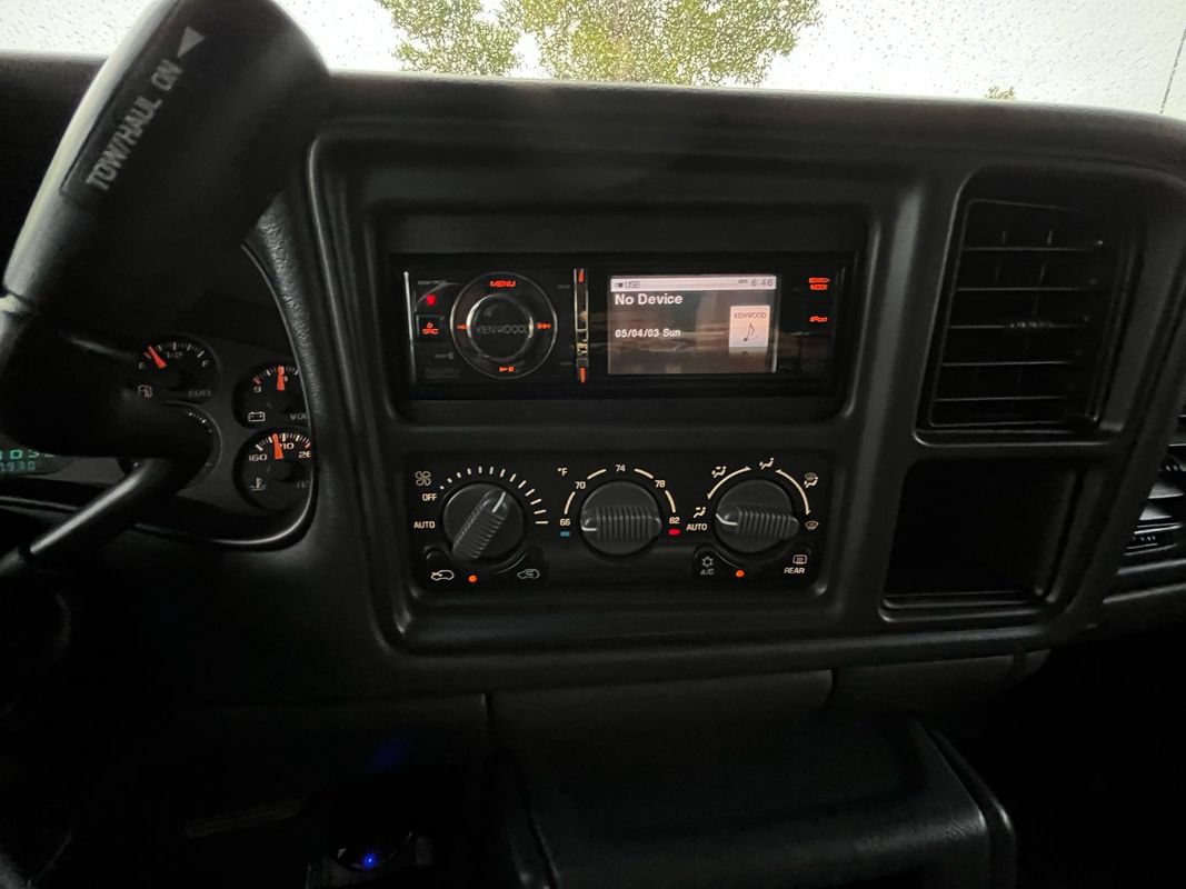 Used 2001 GMC Sierra 2500 4x4 Crew Cab HD w/ Convenience Plus Group image 15