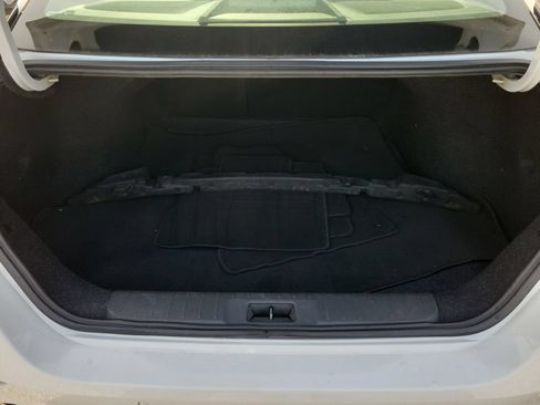 Certified 2022 Nissan Sentra SV FWD image 8