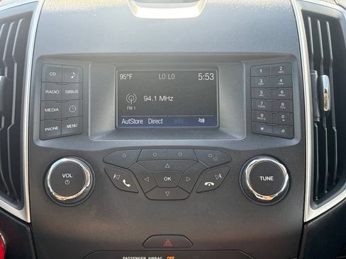 Used 2018 Ford Edge SEL FWD image 22