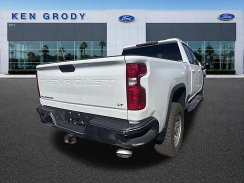 Used 2023 Chevrolet Silverado 2500 LT w/ Convenience Package AWD/4WD image 6
