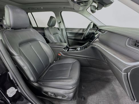 Used 2021 Jeep Grand Cherokee L Limited image 31