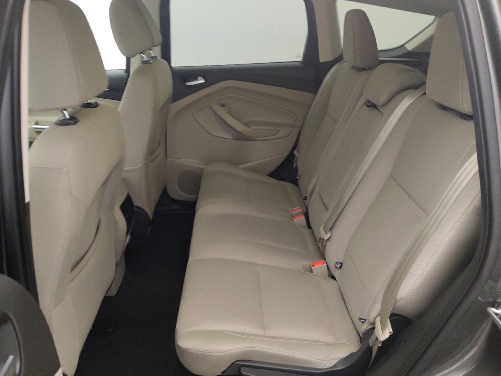 Used 2017 Ford Escape SE FWD image 18