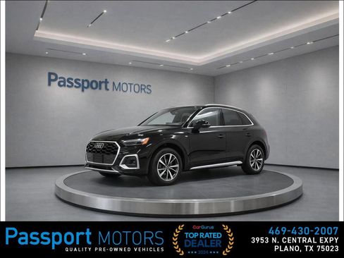 Used 2023 Audi Q5 2.0T Prestige w/ Prestige Package image 3