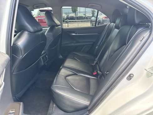 Used 2024 Toyota Camry XLE w/ Cold Weather Package FWD image 15