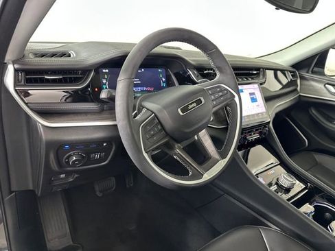 Used 2023 Jeep Grand Cherokee 4xe image 13