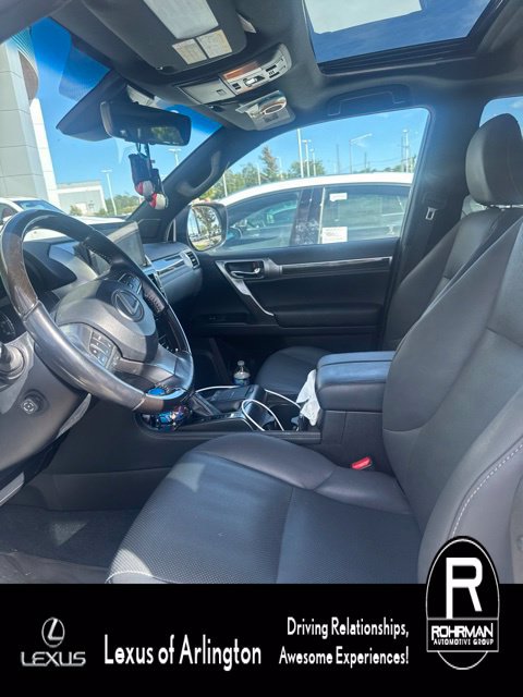 Used 2023 Lexus GX 460 w/ Black Line Special Edition AWD/4WD image 6