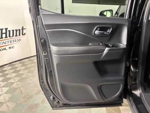 Used 2023 Honda Ridgeline RTL-E image 22