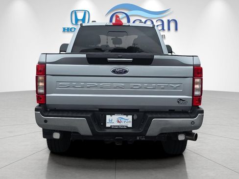 Used 2022 Ford F350 XLT w/ XLT Premium Package AWD/4WD image 4
