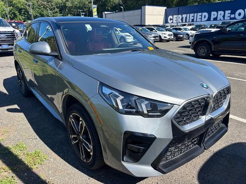 Used 2025 BMW X2 xDrive28i AWD/4WD image 7