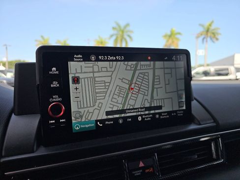 Used 2024 Honda Pilot Touring image 21