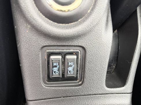 Used 2015 Mitsubishi Outlander SE AWD/4WD image 30