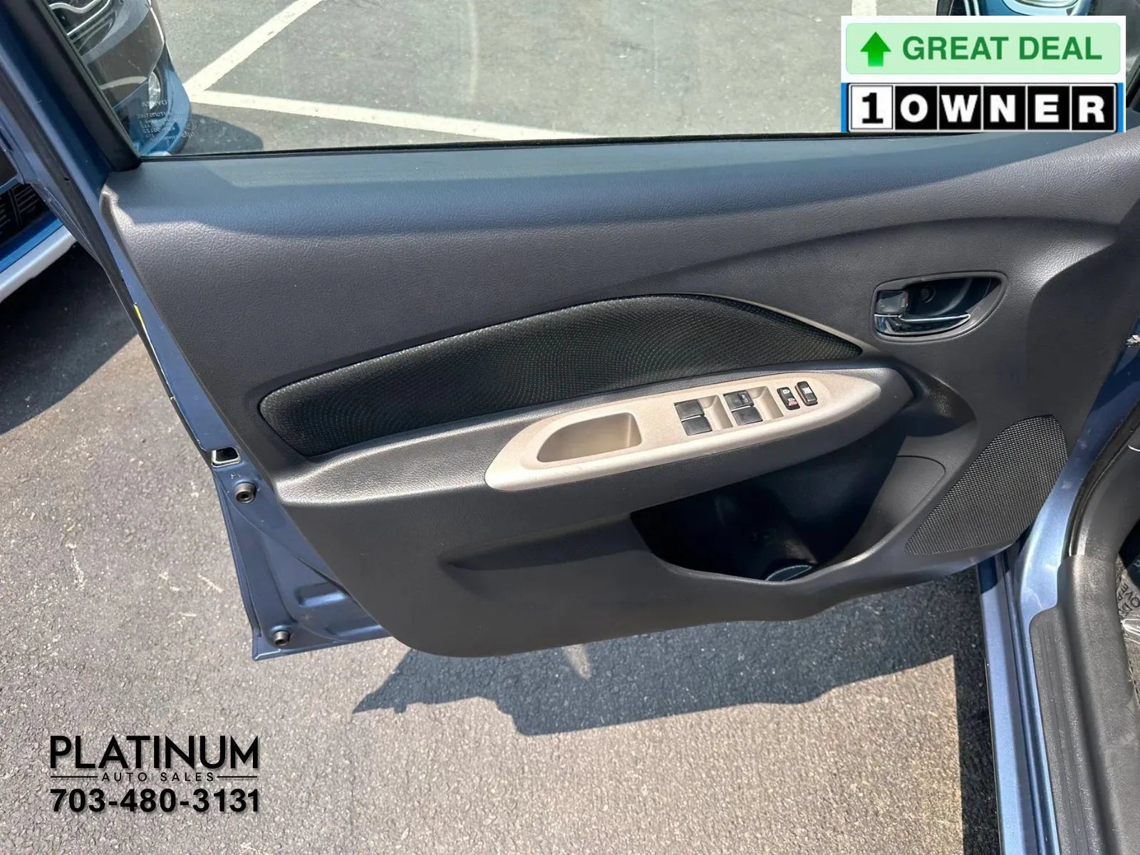 Used 2009 Toyota Yaris S FWD image 16