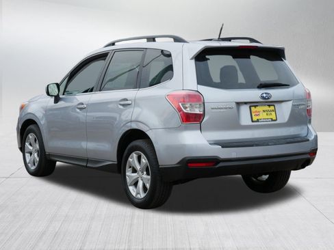 Used 2015 Subaru Forester 2.5i Limited image 5