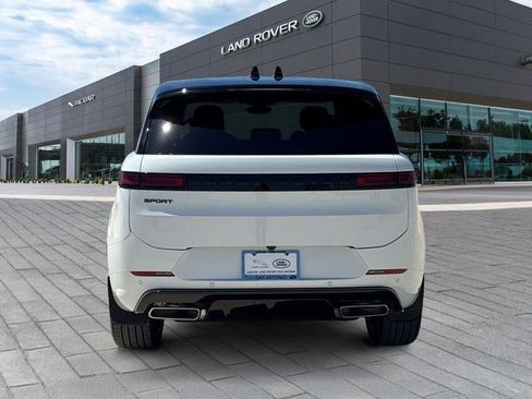 New 2026 Land Rover Range Rover Sport Dynamic SE AWD/4WD image 4