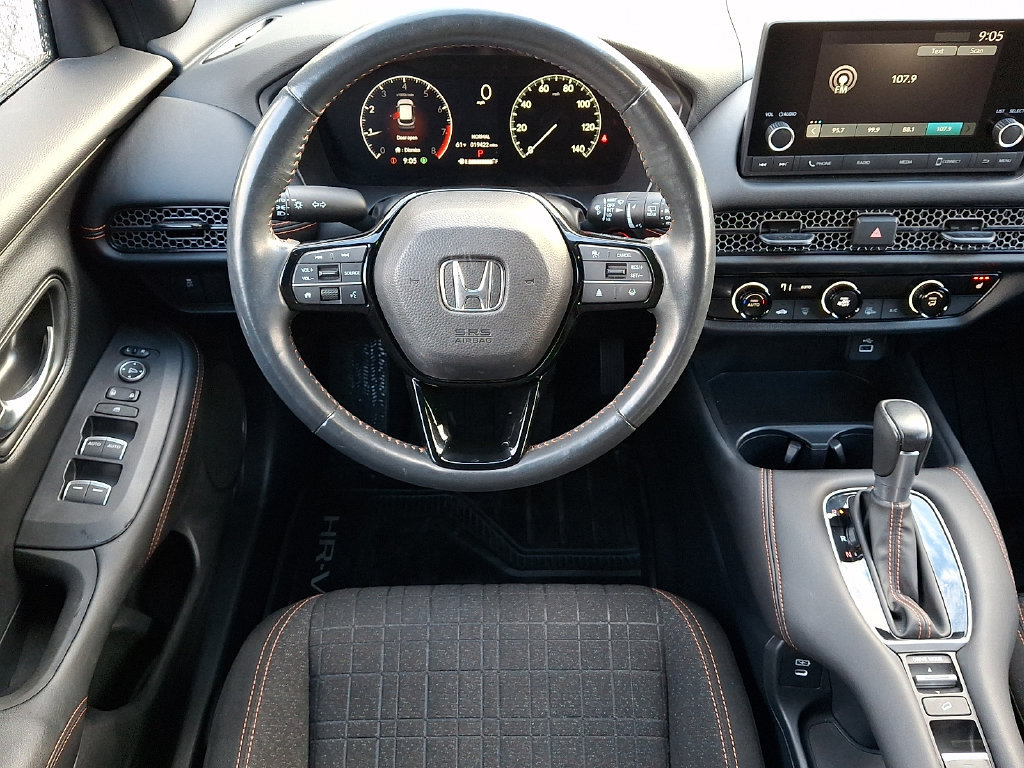 Used 2024 Honda HR-V Sport image 2