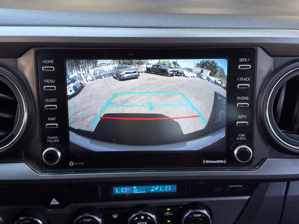 Used 2021 Toyota Tacoma TRD Sport w/ Technology Package AWD/4WD image 17