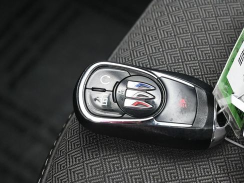 Used 2025 Buick Encore GX Preferred FWD image 29