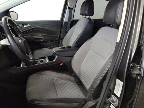 Used 2017 Ford Escape SE w/ Equipment Group 201A AWD/4WD image 17