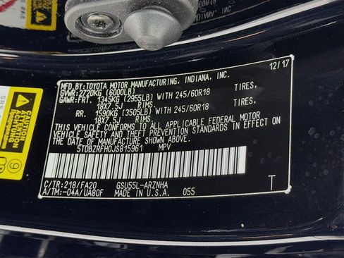 Used 2018 Toyota Highlander Plus AWD/4WD image 34