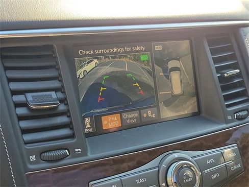 Used 2020 Nissan Armada Platinum image 21