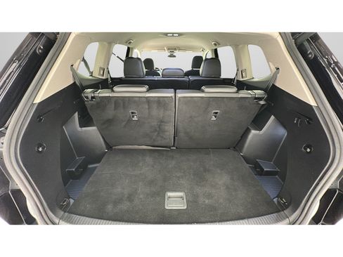 Used 2025 Volkswagen Atlas SE AWD/4WD image 22