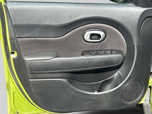 Used 2015 Kia Soul + w/ Eco Package FWD image 16
