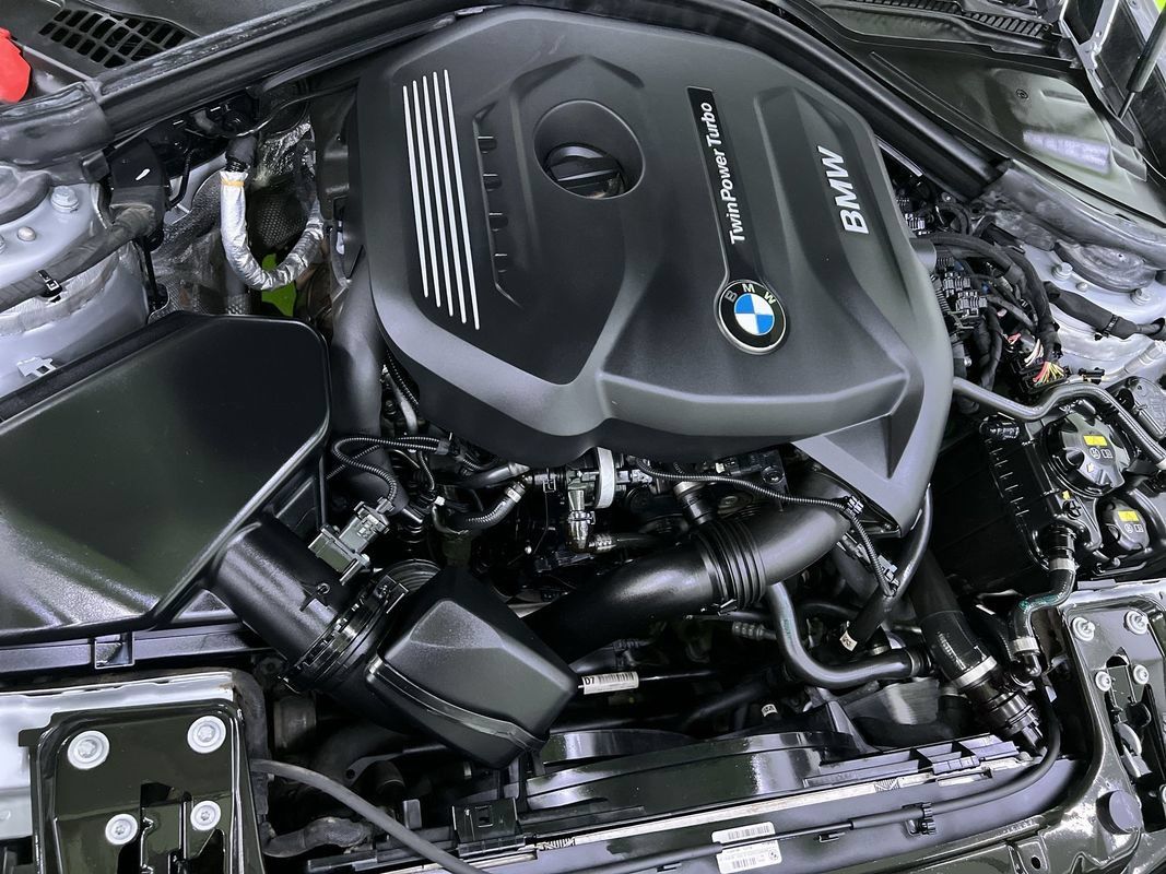 Used 2018 BMW 330i Gran Turismo xDrive w/ Premium Package AWD/4WD image 18