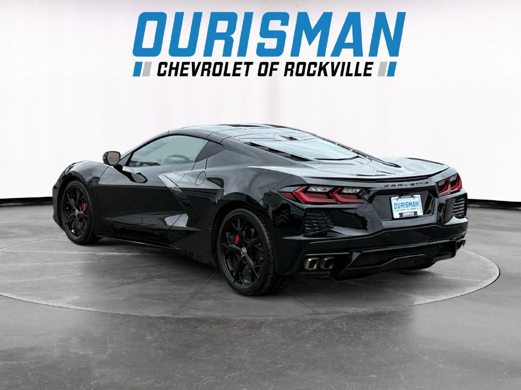 Used 2022 Chevrolet Corvette Stingray Preferred Cpe w/ Battery Protection Package RWD image 4
