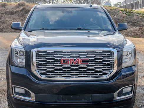 Used 2018 GMC Yukon Denali w/ Denali Ultimate Package image 7