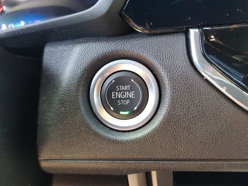 Used 2025 Chevrolet Colorado Trail Boss AWD/4WD image 25