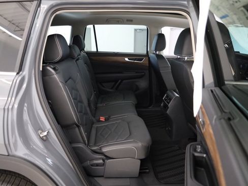 New 2026 Volkswagen Atlas SE image 33