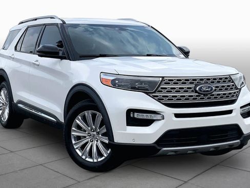 Used 2020 Ford Explorer Limited w/ Class III Trailer Tow Package RWD image 3