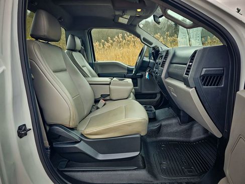 Used 2019 Ford F350 XL w/ Power Equipment Group image 32